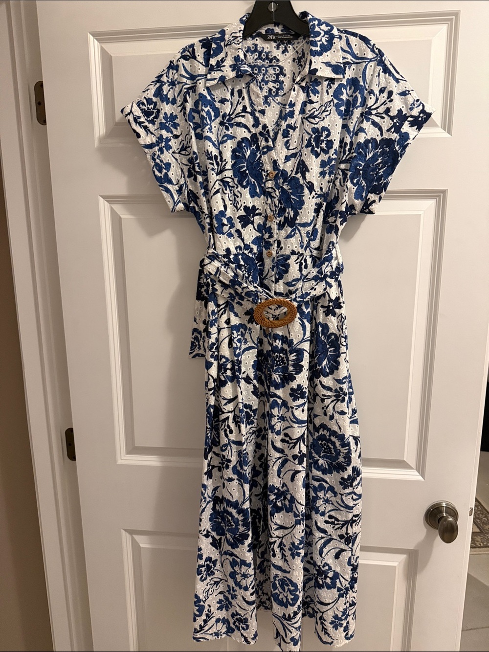 Zara White and Blue Floral Maxi Shirt Dress with Belt